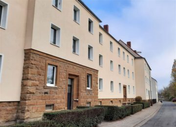3-Raum-Wohnung mit Balkon und Kamin!, 06712 Zeitz , Elster, Etagenwohnung